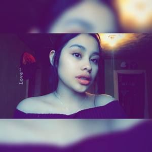 Meet your Posher, Fatima